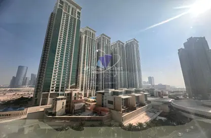 Apartment - 2 Bedrooms - 3 Bathrooms for rent in Marina Square - Al Reem Island - Abu Dhabi