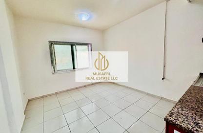Apartment - Studio - 1 Bathroom for rent in Muwailih Building - Muwaileh - Sharjah