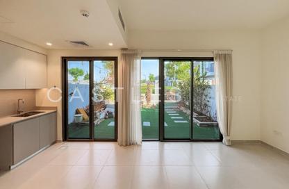 Villa - 3 - 4 for rent in Greenviews 2 - Emaar South - Dubai South (Dubai World Central) - Dubai