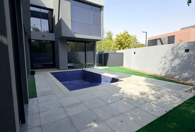 145504374 - Property Image 3