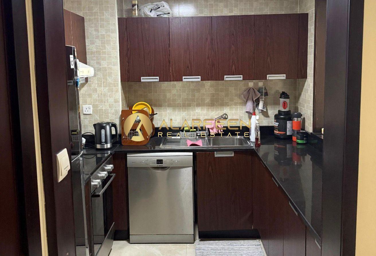 Fully Furnished 1 BHK | Chiller Free | Great Deal photo 4