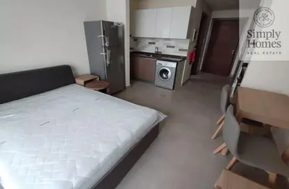 Apartment - 1 Bathroom for rent in Azizi Plaza - Al Furjan - Dubai