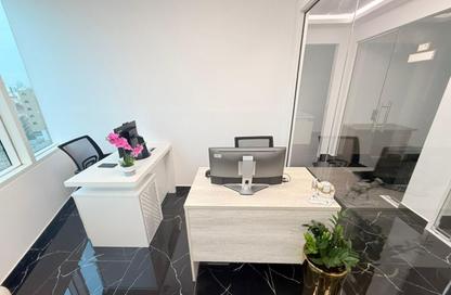 Co-working space - Studio - 1 for rent in Fatima Mohammad Ahmad Bin Suleiman Building - Al Raffa - Bur Dubai - Dubai