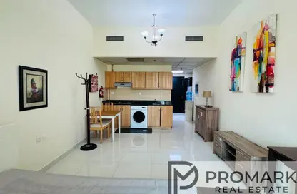 شقة - 1 حمام للايجار في مساكن النخبة الرياضية - مدينة دبي الرياضية - دبي