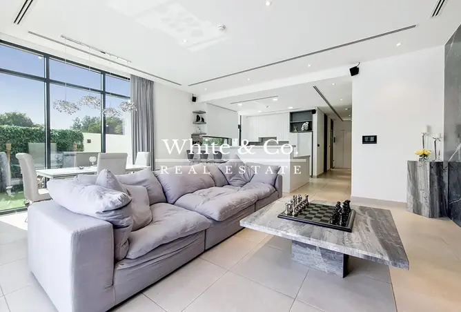 160078305 - Property Image 3