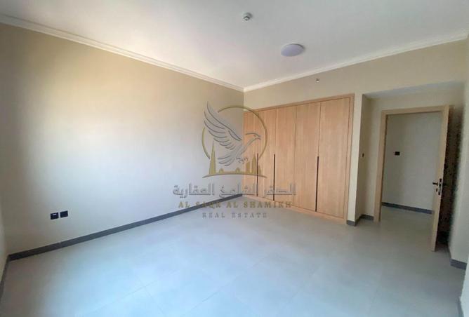 128353987 - Property Image 2