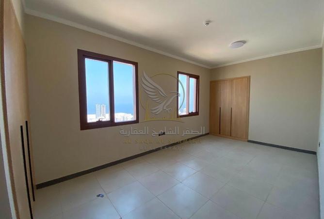 128353987 - Property Image 3