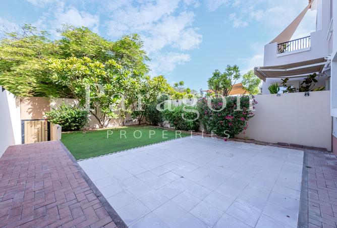 121982283 - Property Image 2