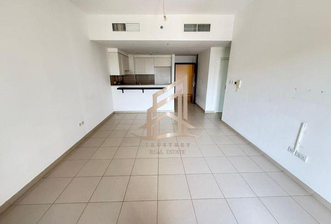 73119915 - Property Main Image