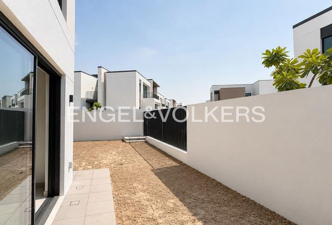 119040507 - Property Image 3