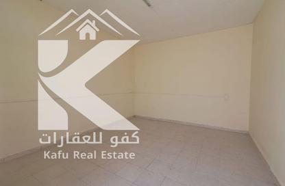 مجمع سكني - 8 غرف نوم - 8 حمامات للايجار في الصجعة الصناعية - الصجعة - الشارقة
