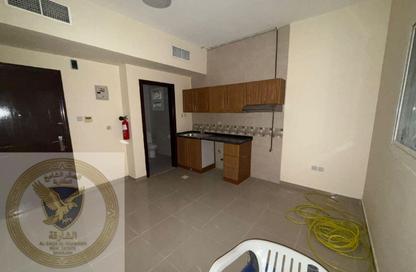 Apartment - Studio - 1 Bathroom for rent in Al Musalla - Al Gharb - Sharjah Apartment - Studio - 1 Bathroom for rent in Al Musalla - Al Gharb - Sharjah