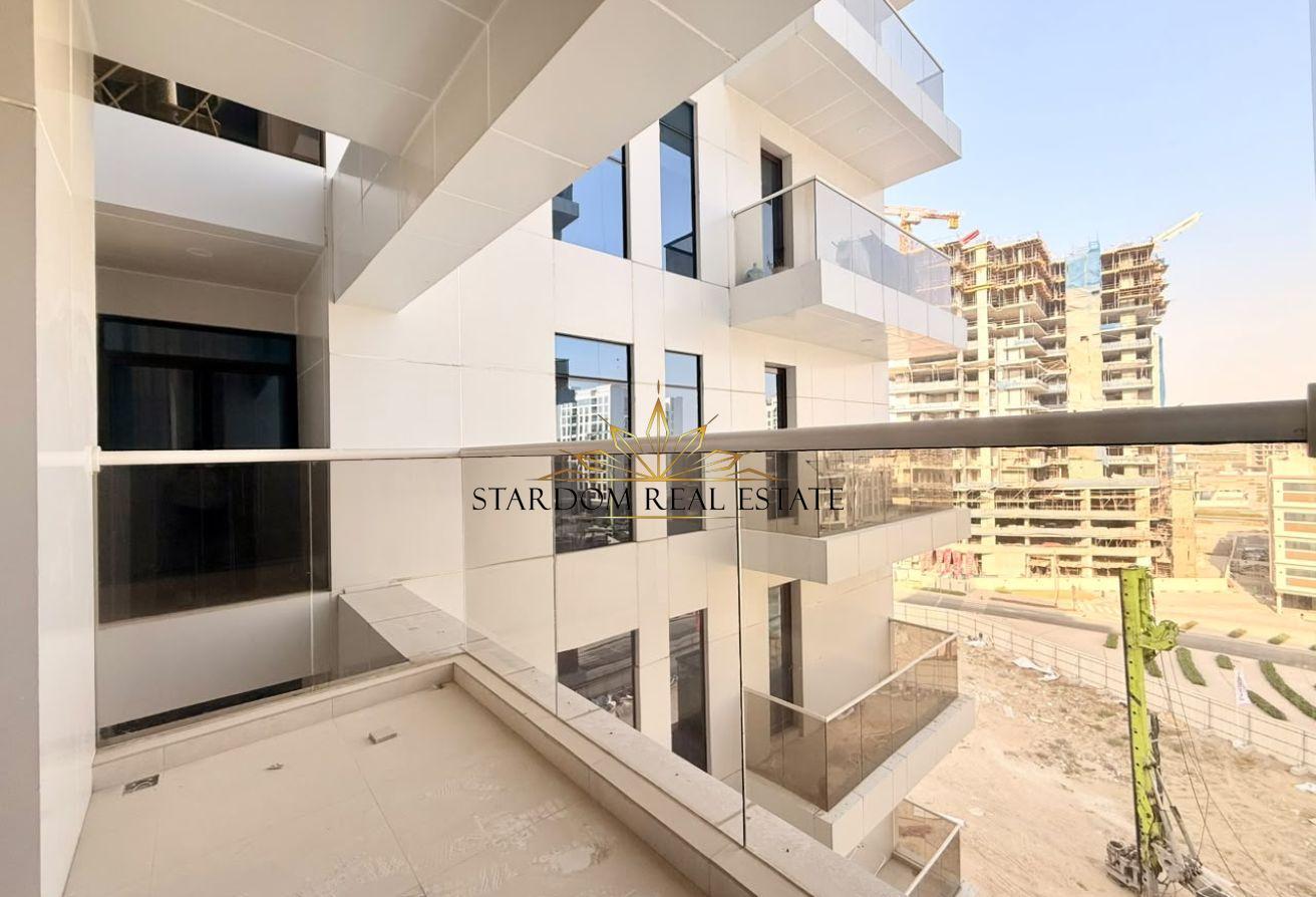 1 BR Apartment in Dubai Land Residence Complex photo 12