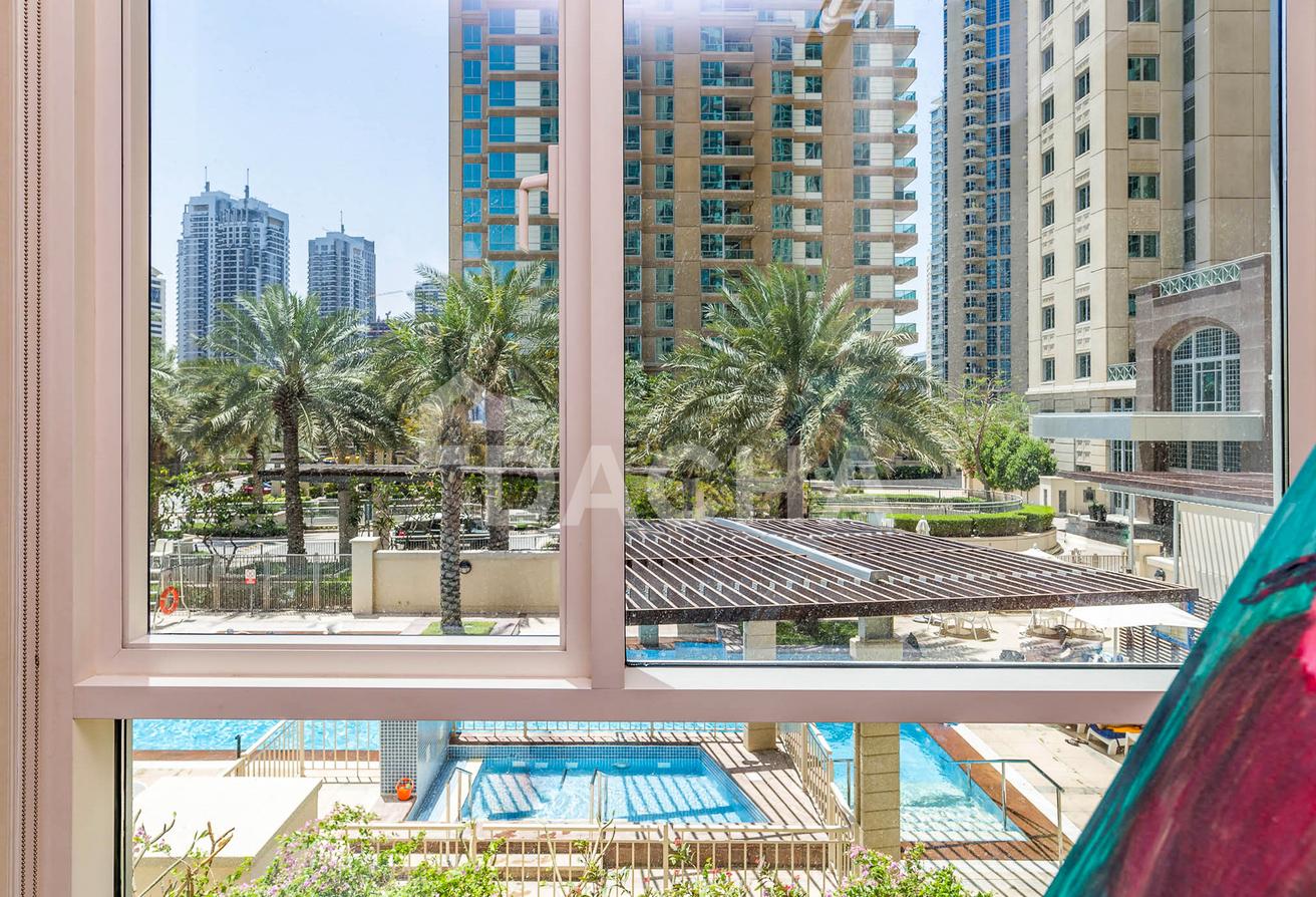New to Market | Upgraded 4BR | Chiller Free photo 14