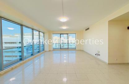 Apartment - 4 Bedrooms - 4 Bathrooms for rent in Silver Sands 2 - Al Mankhool - Bur Dubai - Dubai