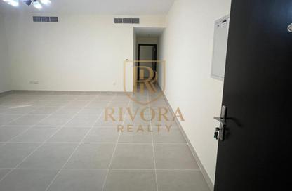 Apartment - 1 Bedroom - 2 Bathrooms for rent in Infinity Building - Sheikh Zayed Road - Dubai