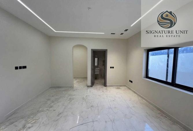 126566089 - Property Image 3