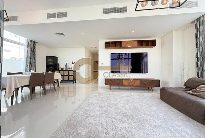 72306442 - Property Image 2