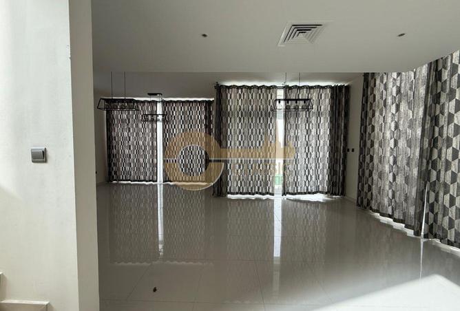 72306442 - صورة العقار 3