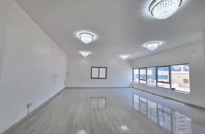 شقة - 3 غرف نوم - 3 حمامات للبيع في المجاز 3 - المجاز - الشارقة