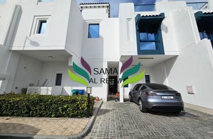 Villa - 5 Bedrooms - 5 Bathrooms for rent in Palma Residences - Palm Jumeirah - Dubai