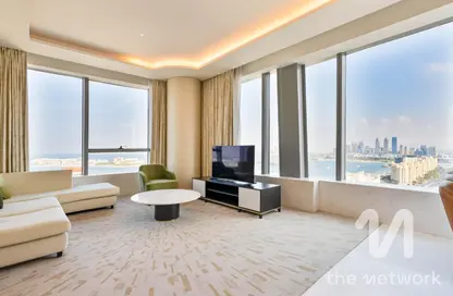 Apartment - 1 Bedroom - 2 Bathrooms for sale in The Palm Tower - Palm Jumeirah - Dubai