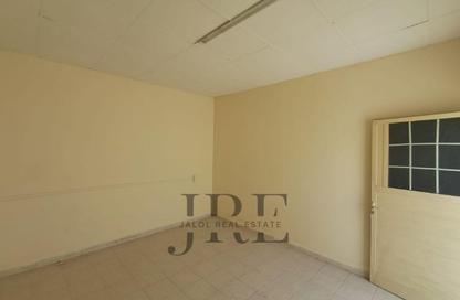 Labor Camp - Studio - 1 Bathroom for rent in Al Sajaa Industrial - Al Sajaa - Sharjah