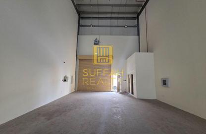 Warehouse - Studio - 1 Bathroom for rent in Dubai Investment Park 1 (DIP 1) - Dubai Investment Park (DIP) - Dubai Warehouse - Studio - 1 Bathroom for rent in Dubai Investment Park 1 (DIP 1) - Dubai Investment Park (DIP) - Dubai