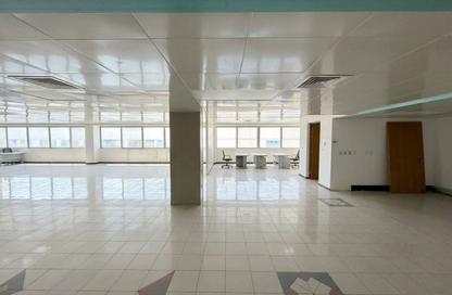 Office Space - Studio - 2 for rent in Al Khaleej Building - Al Karama - Bur Dubai - Dubai