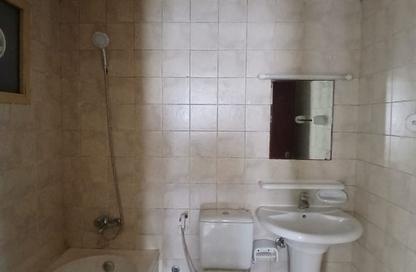 Apartment - 1 - 1 for rent in Al Khan Corniche - Al Khan - Sharjah