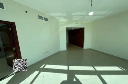 شقة - 2 غرف نوم - 3 حمامات للبيع في مساكن كورنيش عجمان - طريق كورنيش عجمان - عجمان