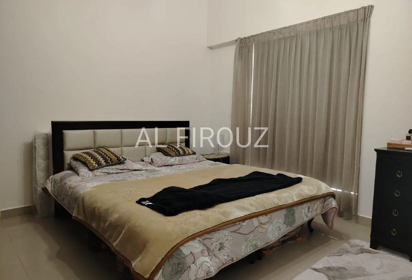 128373821 - Property Main Image