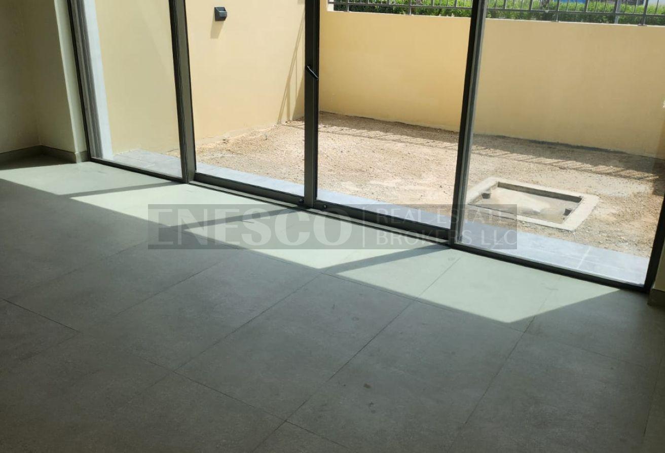 4 BR Semi Furnished l Single Row photo 7