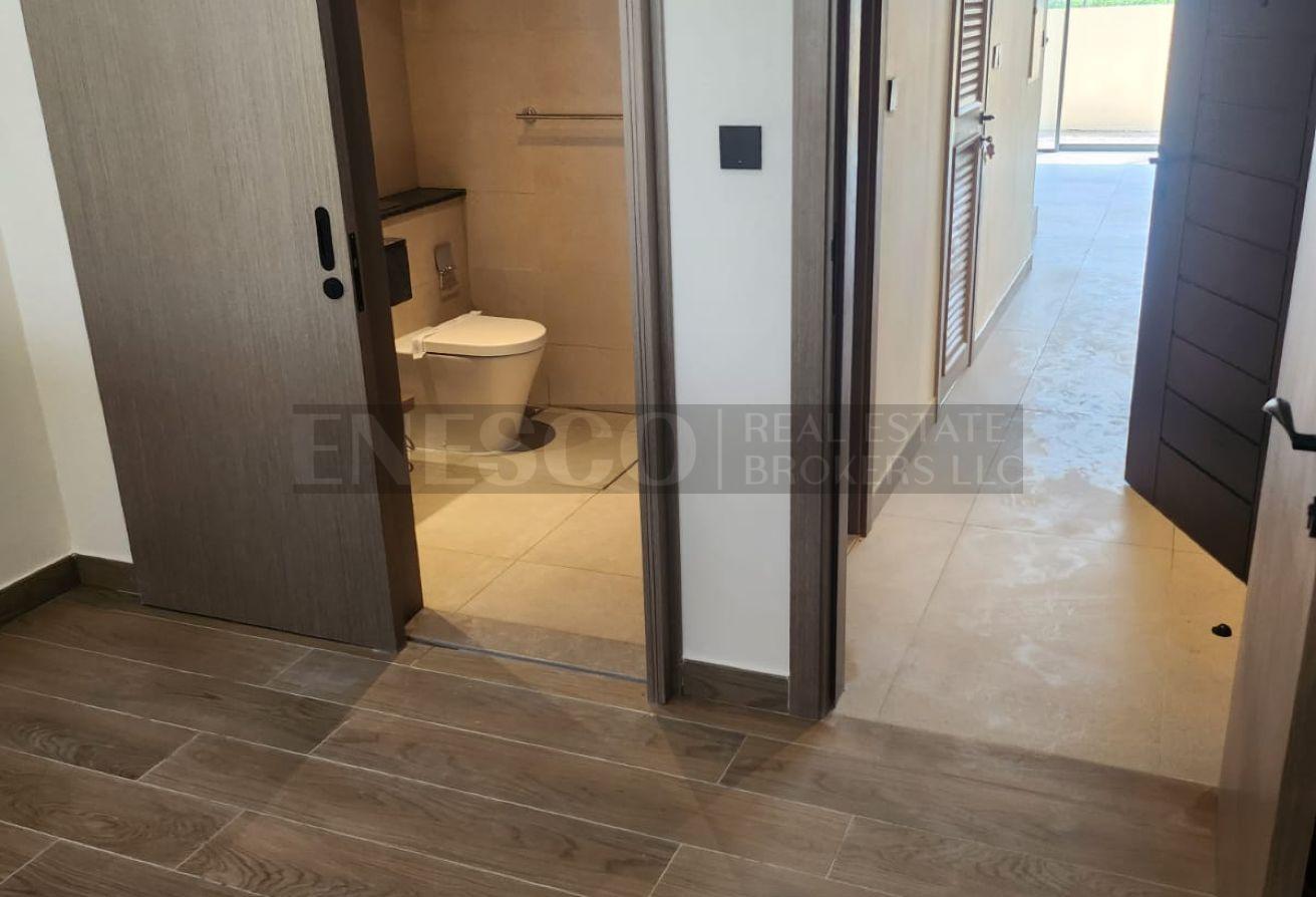 4 BR Semi Furnished l Single Row photo 11