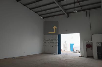 Warehouse - Studio - 1 for rent in Al Sajaa - Sharjah