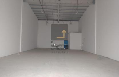 Warehouse - Studio - 1 for rent in Al Sajaa - Sharjah