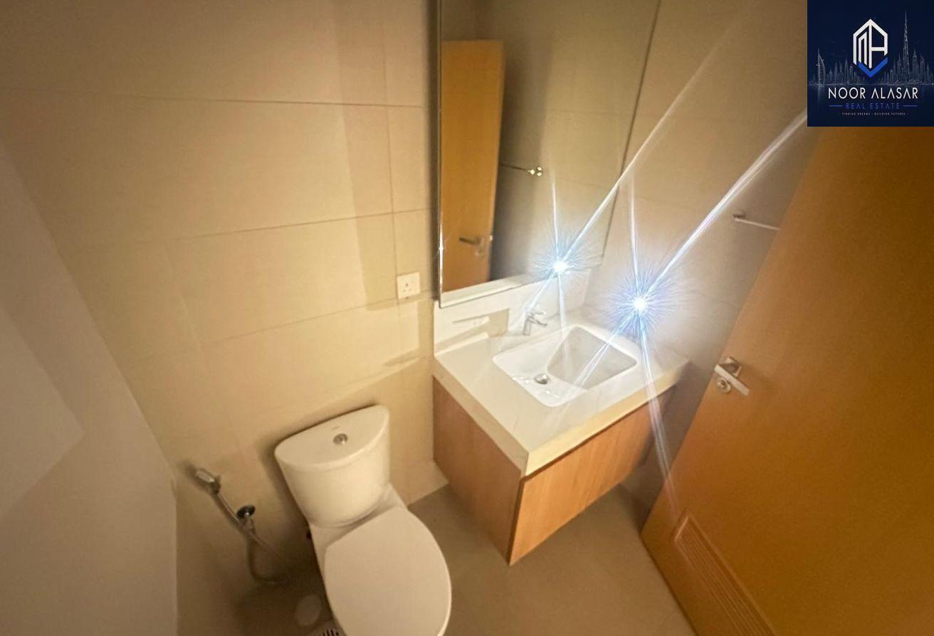 Premium 3BHK | Metro Access | Full Amenities photo 7