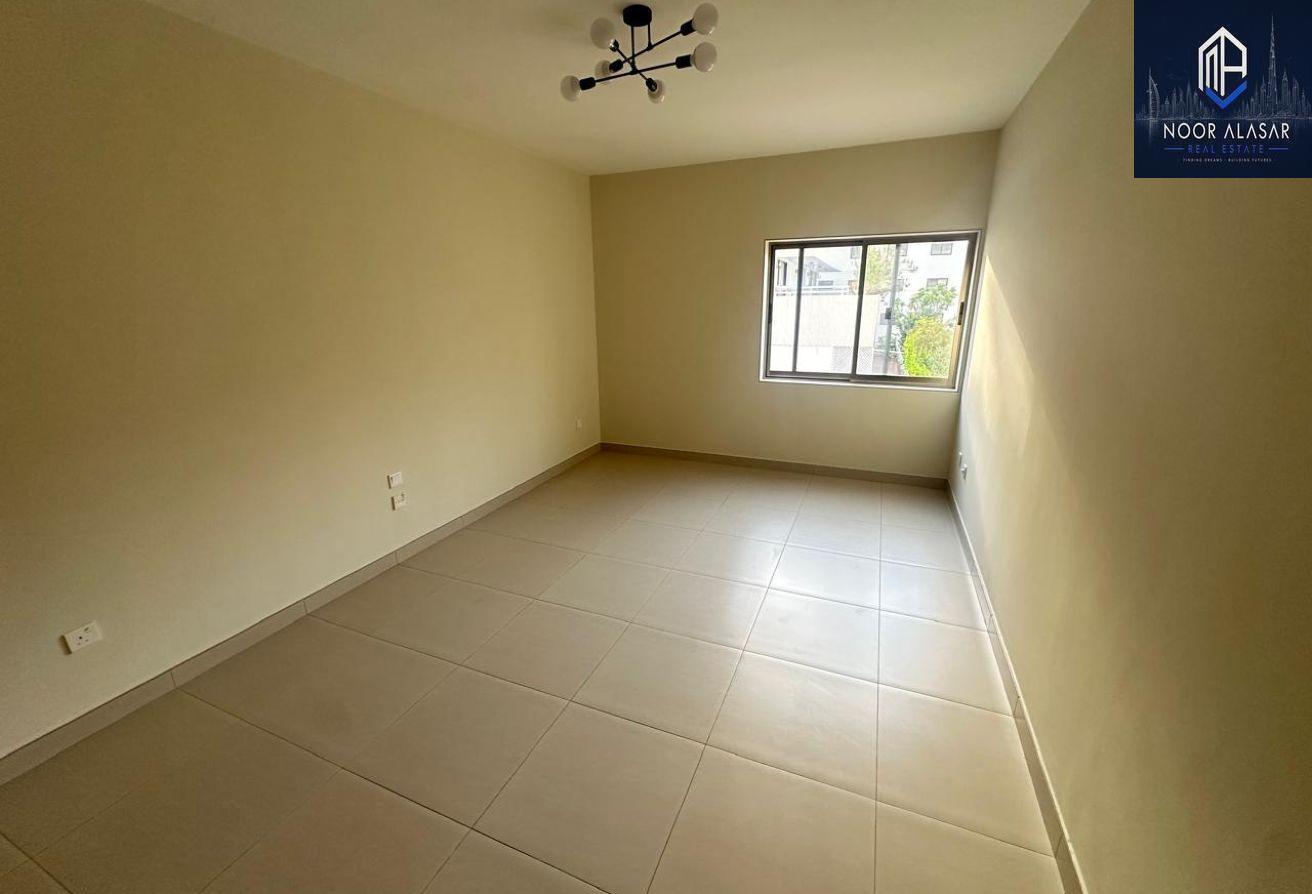 Premium 3BHK | Metro Access | Full Amenities photo 4