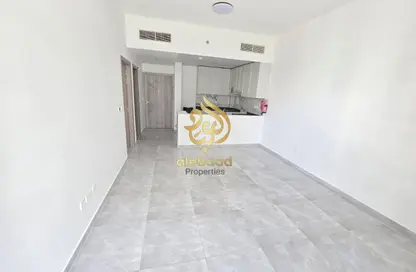 شقة - غرفة نوم - 2 حمامات للايجار في مبني ماراح - المدينة العالمية المرحلة 2 - 4 الورسان - الورسان - دبي