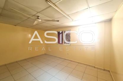 Apartment - Studio - 1 Bathroom for rent in Al Muhaisnah 2 - Al Muhaisnah - Dubai