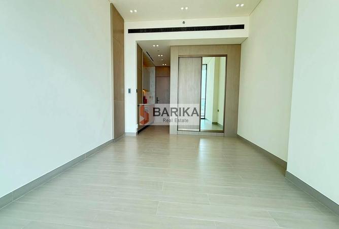 Modern Studio | High Demand Area | Modern Finishes photo 2
