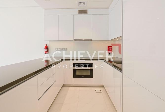 104689040 - Property Image 2