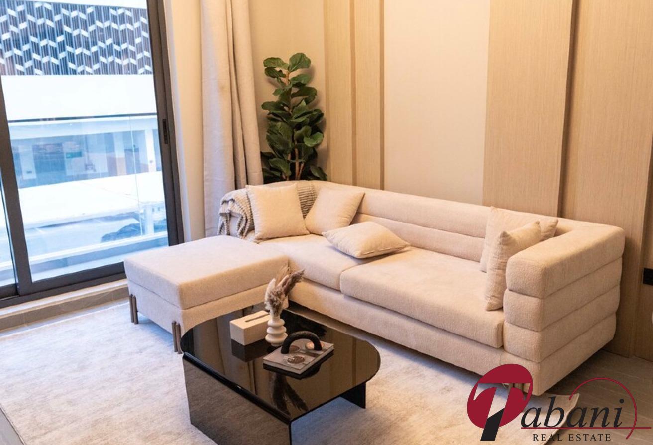 1BHK | Fully Furnished | Pool View photo 18