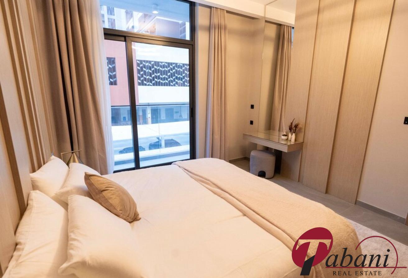 1BHK | Fully Furnished | Pool View photo 14