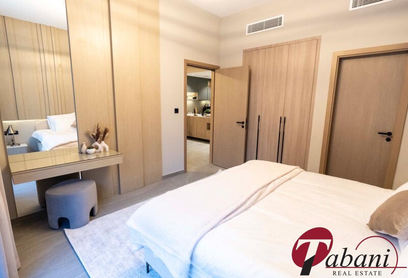 1BHK | Fully Furnished | Pool View photo 15