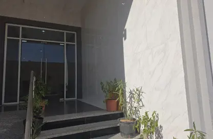 Apartment - 1 Bedroom - 2 Bathrooms for rent in Al Yasmeen - Ajman