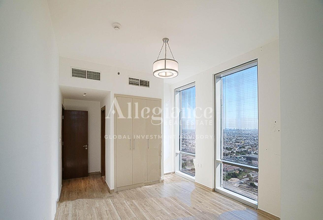 Spacious 2BR | Ready to Move | Vacant photo 5