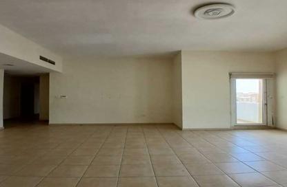 Whole Building - 1 Bedroom - 1 Bathroom for rent in Building D05 - CBD (Central Business District) - International City - Dubai