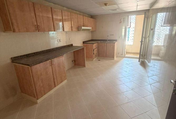106845407 - Property Image 3