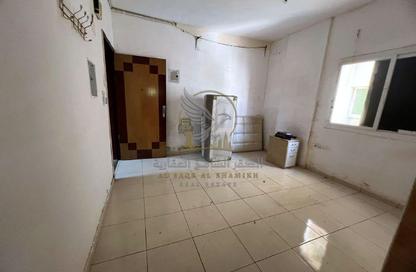 Apartment - Studio - 1 for rent in Al Mujarrah - Al Sharq - Sharjah Apartment - Studio - 1 for rent in Al Mujarrah - Al Sharq - Sharjah
